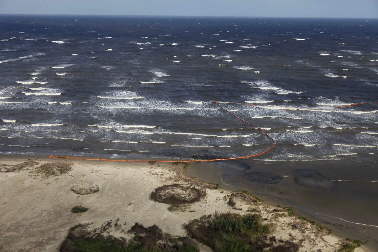 Louisianas kuulutati naftareostuse tõttu välja kriisiolukord