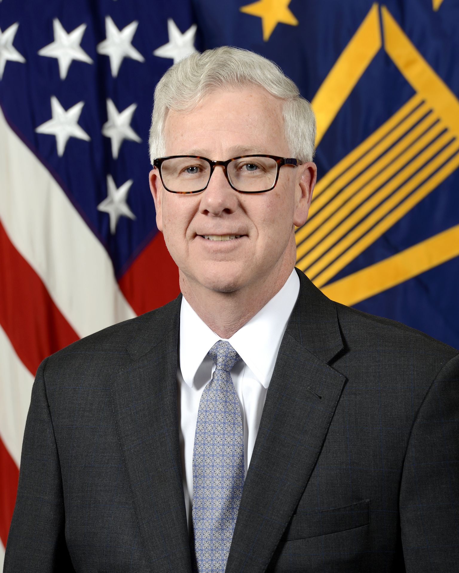 USA kaitseministeeriumi personaliülem Kevin Sweeney teatas ameti maha panemisest.