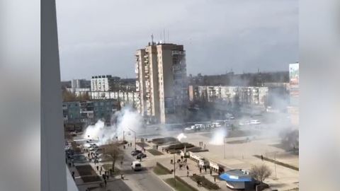 Выстрелы и дым: в Энергодаре разогнали участников антироссийского протеста