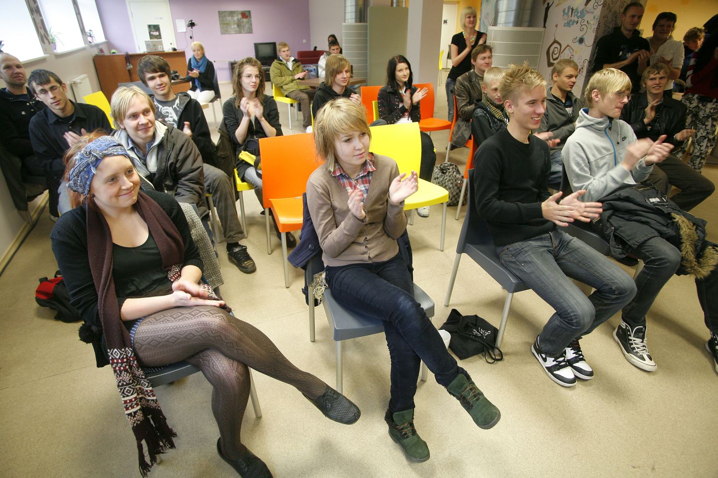 Noori oodatakse arutlema Eesti Vabariigi eetilisuse üle.