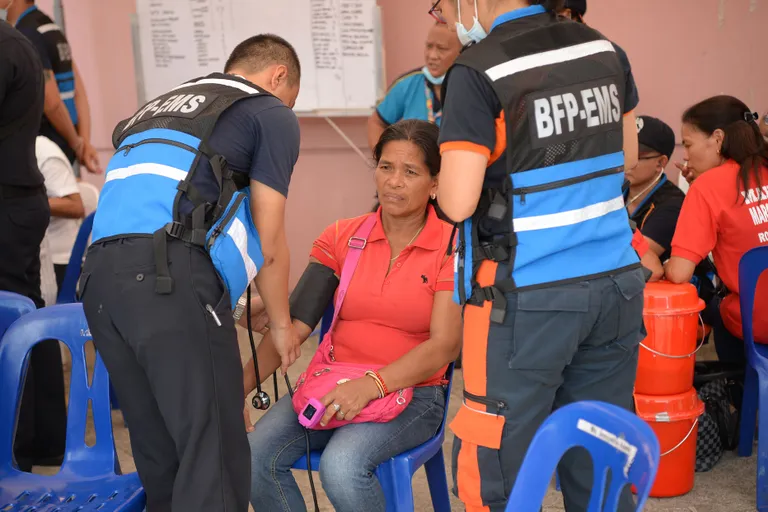 Filipiinide endise esileedi Imelda Marcose 90. juubelil sai 261 inimest toidumürgistuse