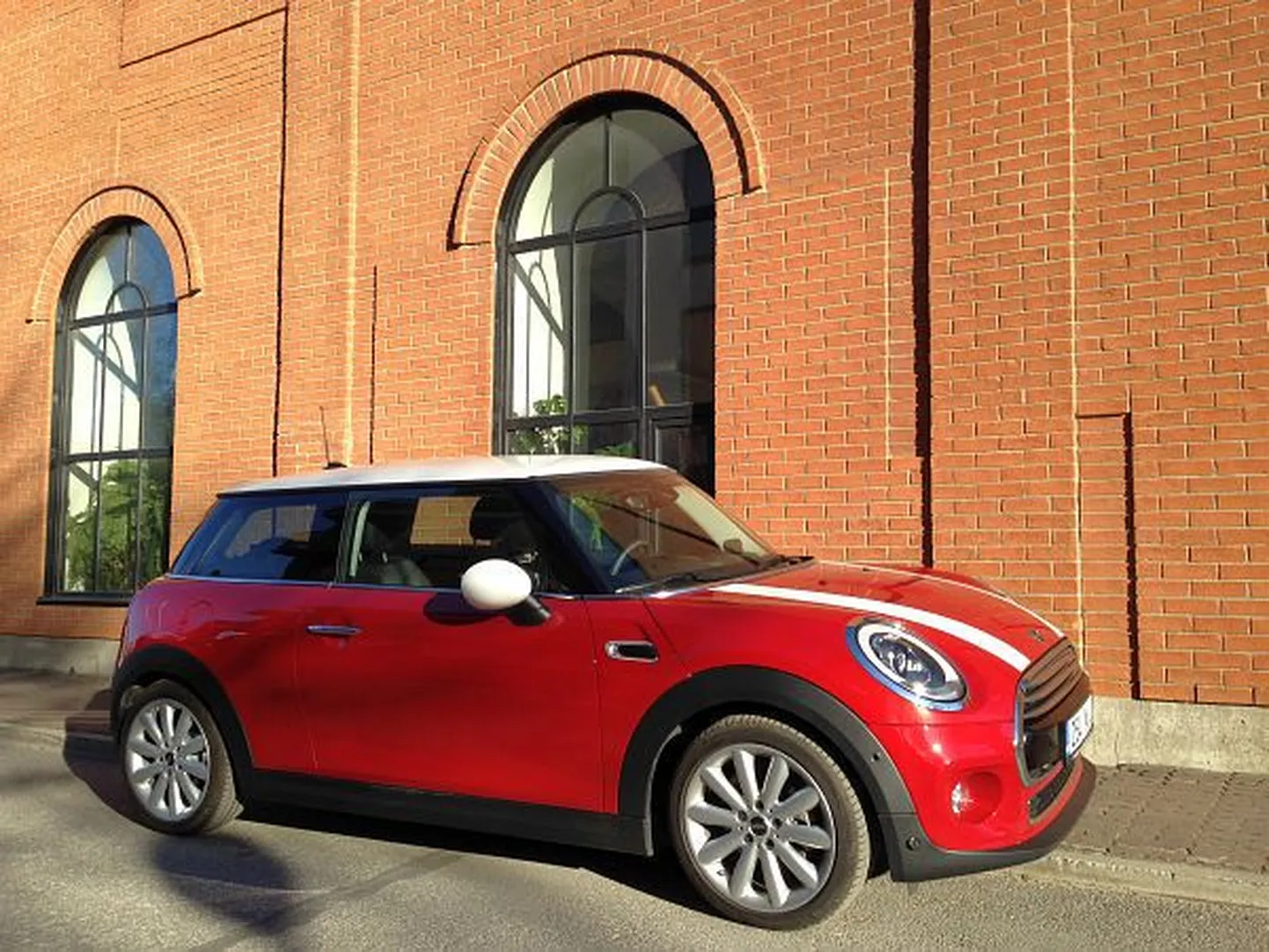 Uus Mini Cooper