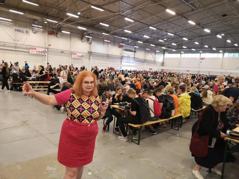 Otsa sõnutsi on laudadesse juhatamine paras logistikaga, et kõik õnnestuks tihedalt istuma suunata.