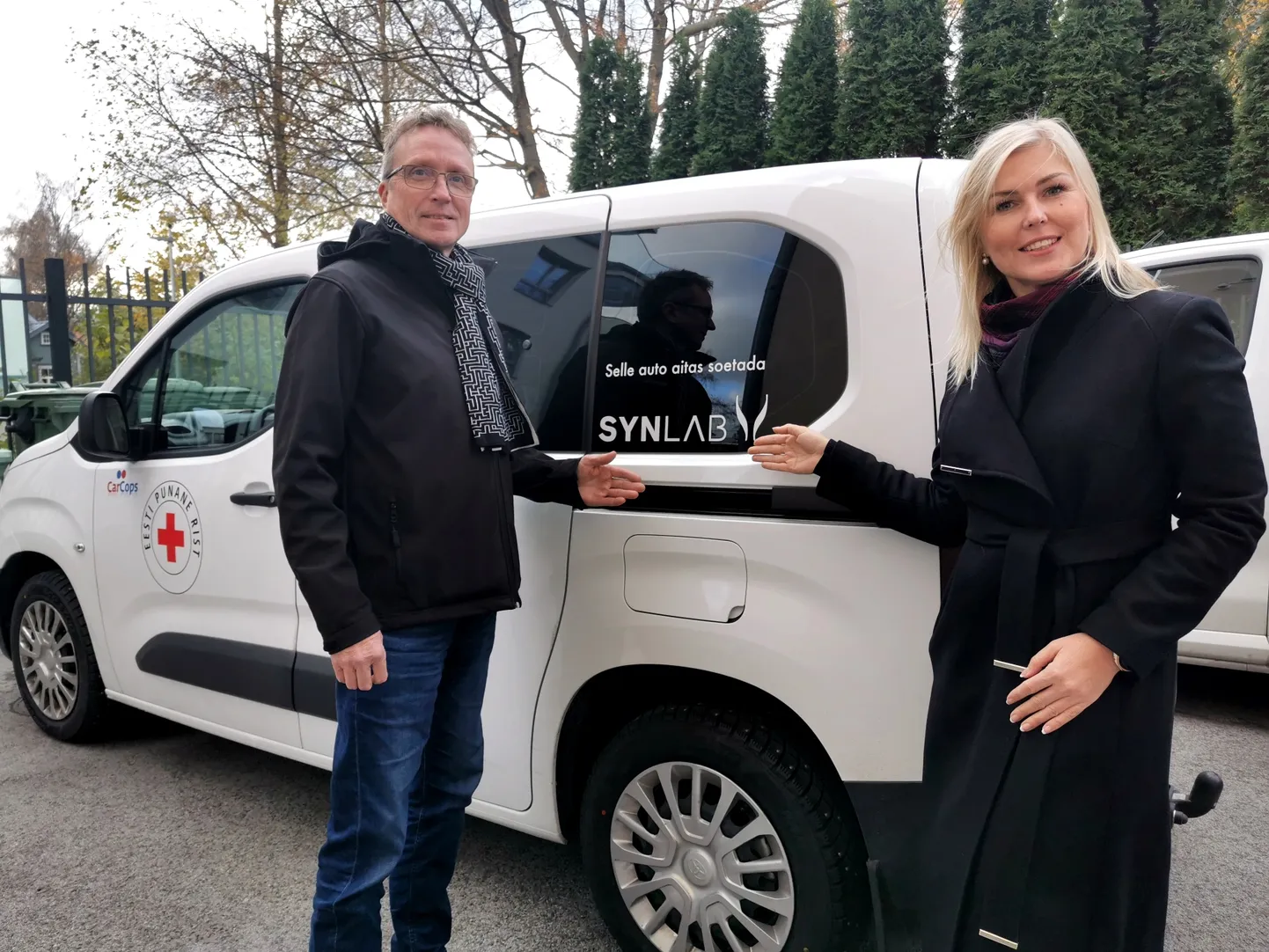 Synlab abiga soetatud sõiduk.