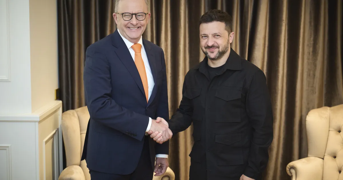 Ukraina president Volodõmõr Zelenskõi ja Austraalia peaminister Anthony Albanese kohtusid pühapäeval Roomas, et arutada Ukrainale antavat kaitsetoetust ja koost
