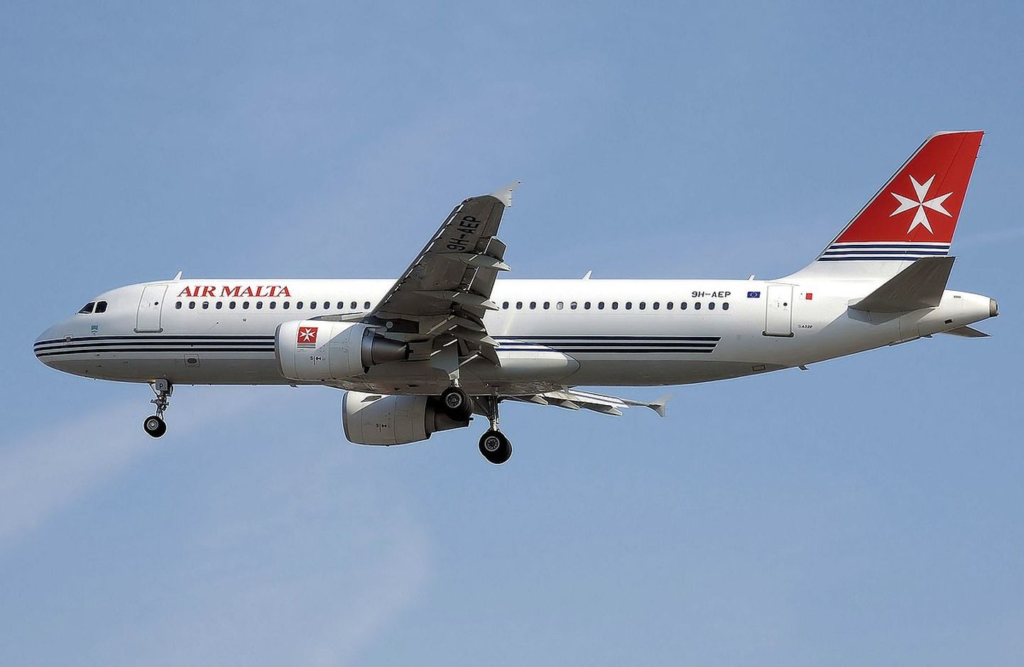Pika ajalooga Air Malta lennuk 2007. aastal kasutatud värvikuues.