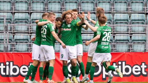 Flora külvas Transi üle väravatesajuga, Nõmme derbi lõppes Kalju ülekaaluka võiduga