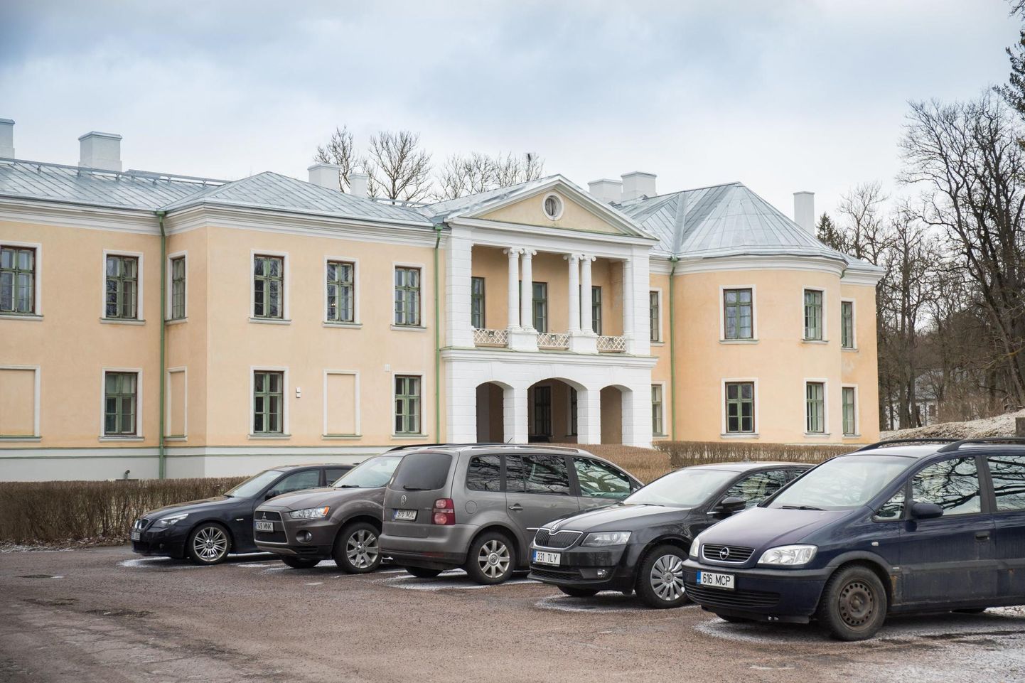 Tallinna tehnikakõrgkooli Mõdrikul asuvasse teenusmajanduse instituuti on võimalik sügisel õppima asumiseks praegu sisseastumisdokumente esitada.