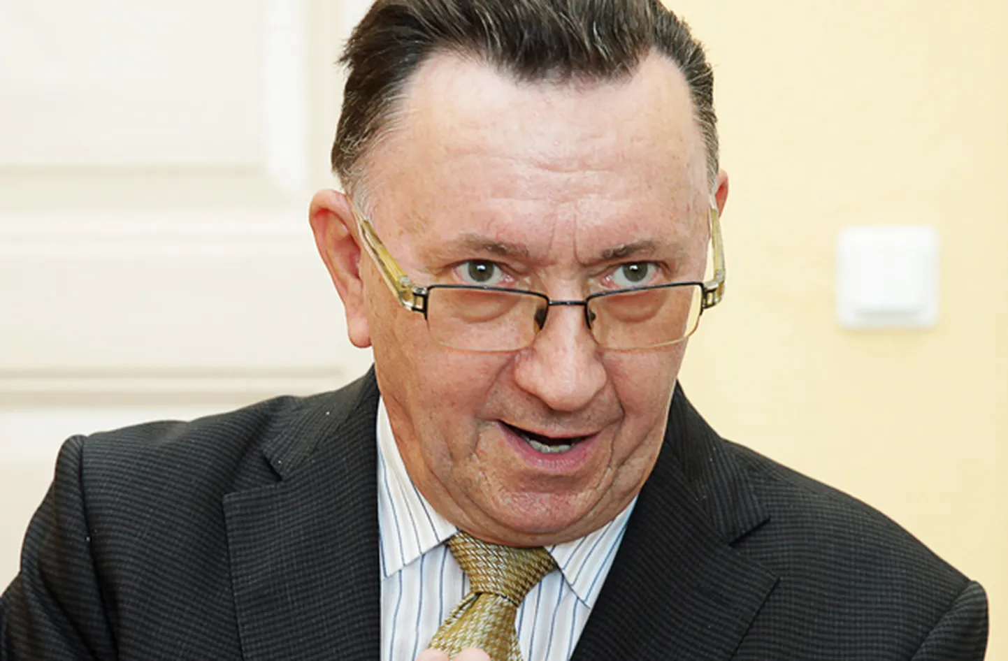 Юрис Борзов