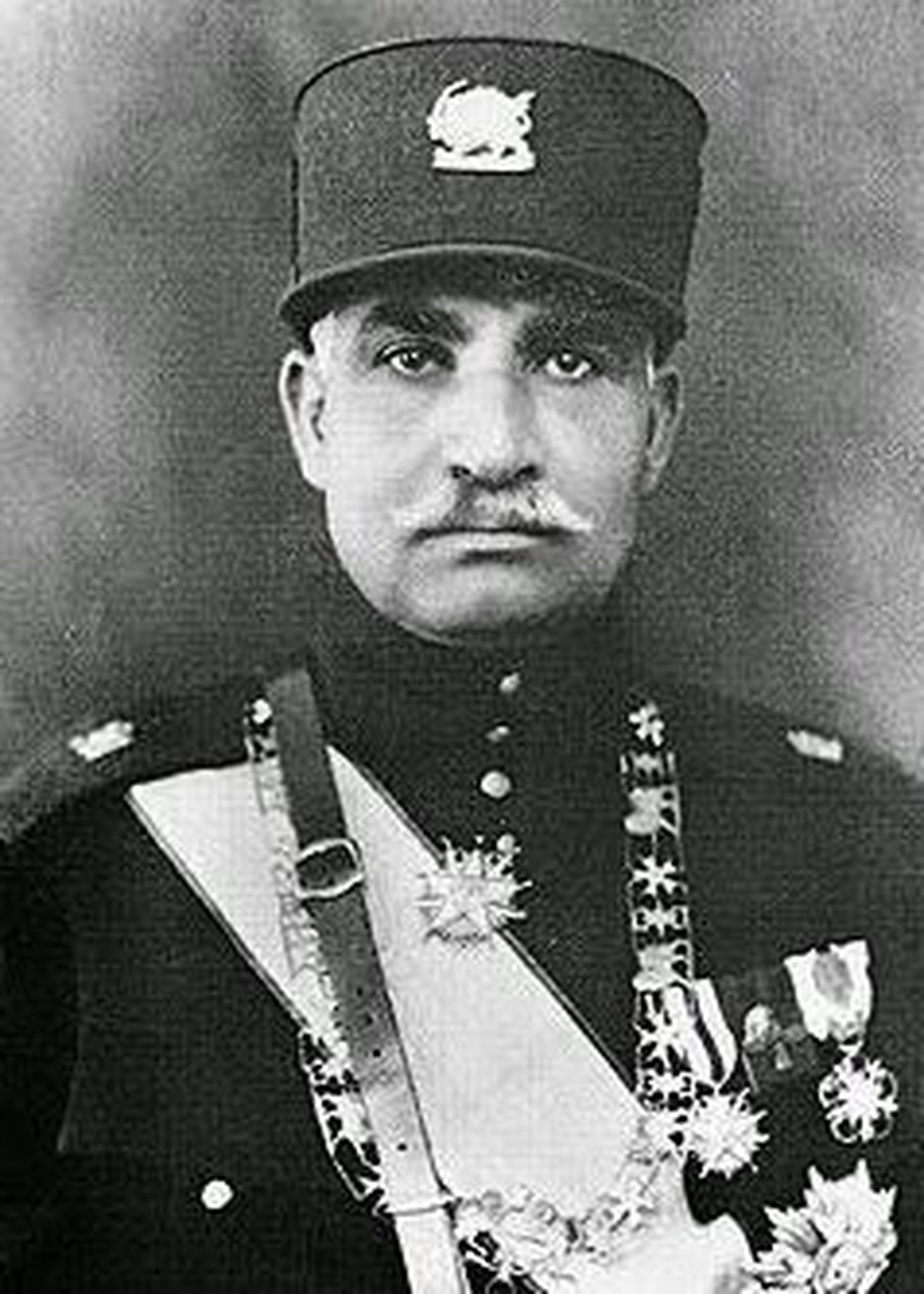 Iraani šahh Reẕā Pahlavī (15. märts 1878 – 26. juuli 1944)