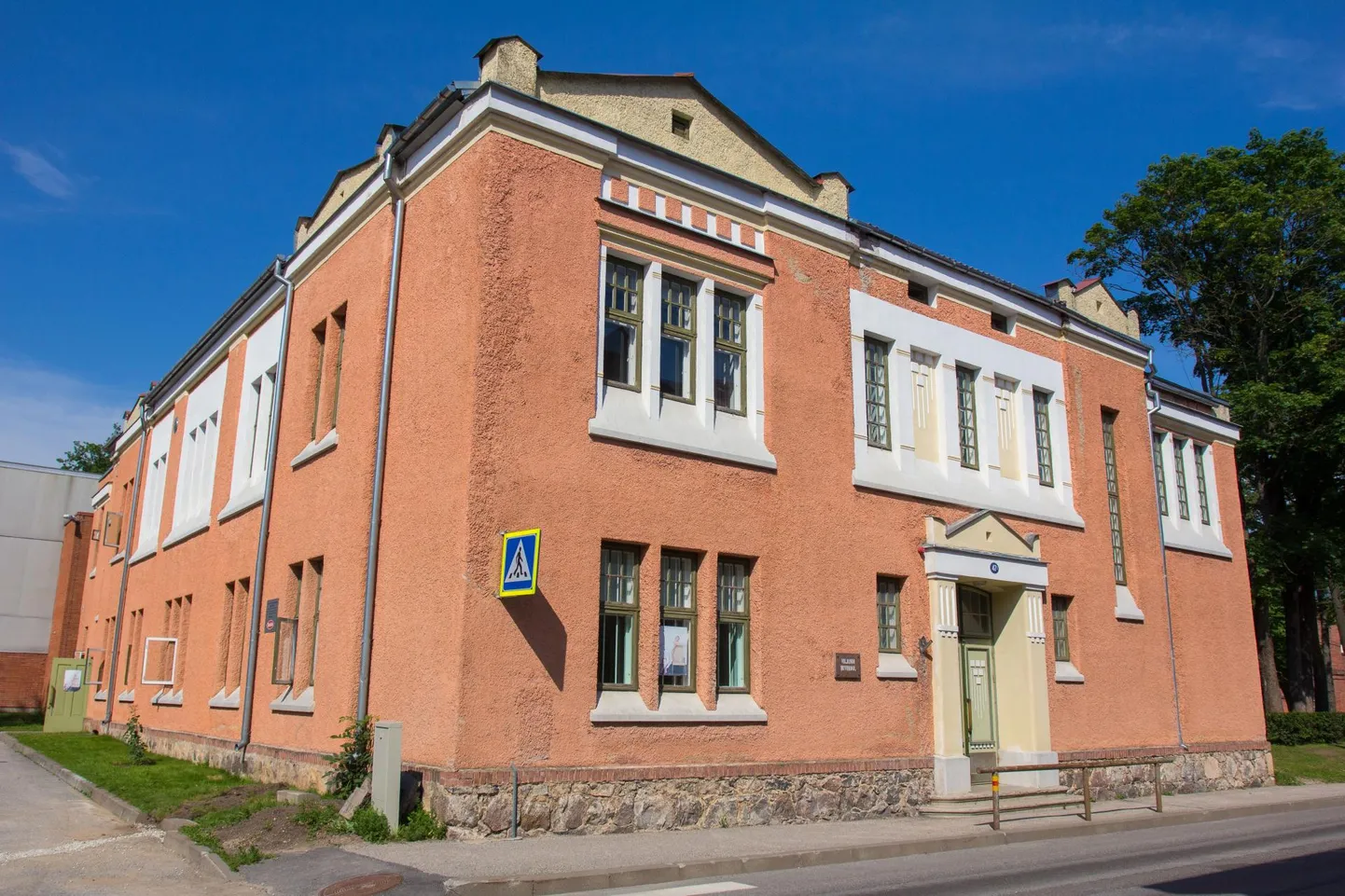 Huvikooli õppetasu vabastus kehtib nii linna enda huvikoolide kui ka erahuvikoolide õpilastele.