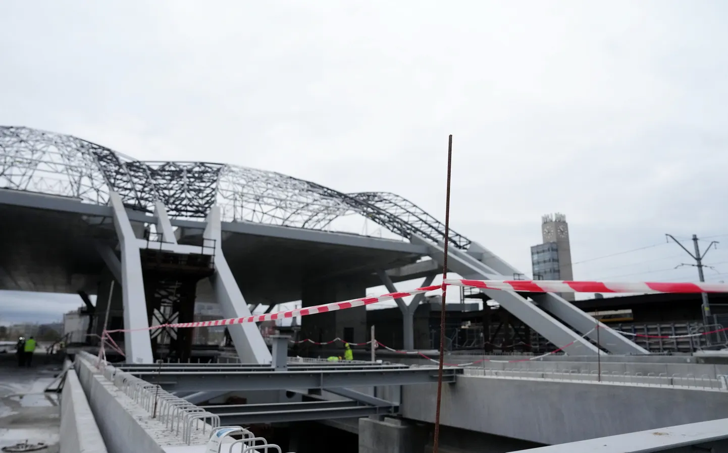 Строительство станции Rail Baltica в центре Риге.