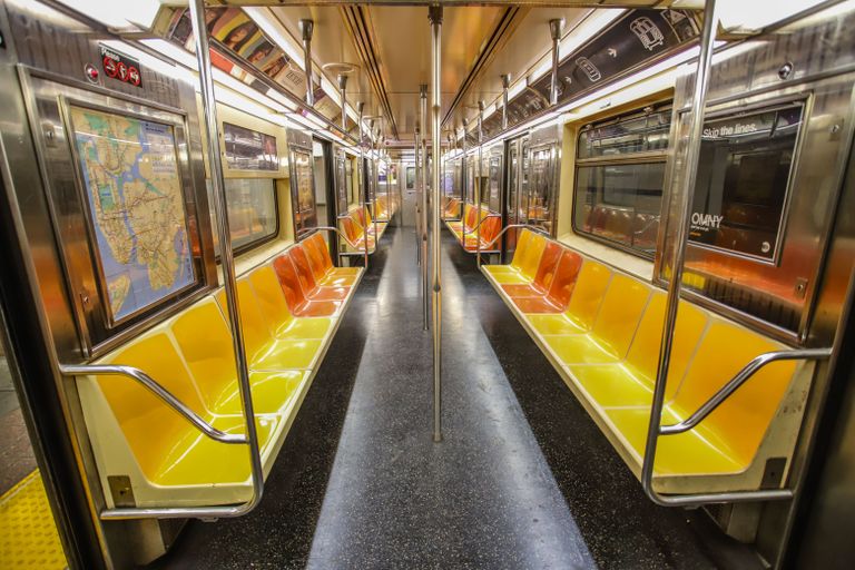 Inimtühi New Yorgi metroorongi vagun