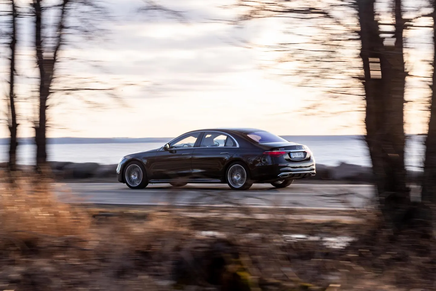 Mercedes-Benzist unistanud mees sai vastu pükse.