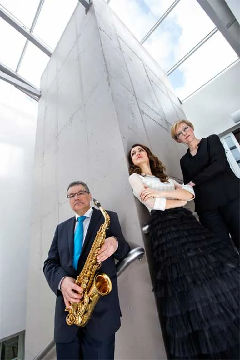 Kristīne Adamaite (ērģeles), Jolanta Strikaite (soprāns) un Artis Sīmanis (alta saksofons)