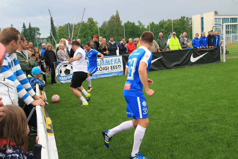 Kristjan Tiiriku sünnipäevaturniiri puhuks seatakse Sepa staadionile üles mullusest avamisfestivalist tuttav puur.