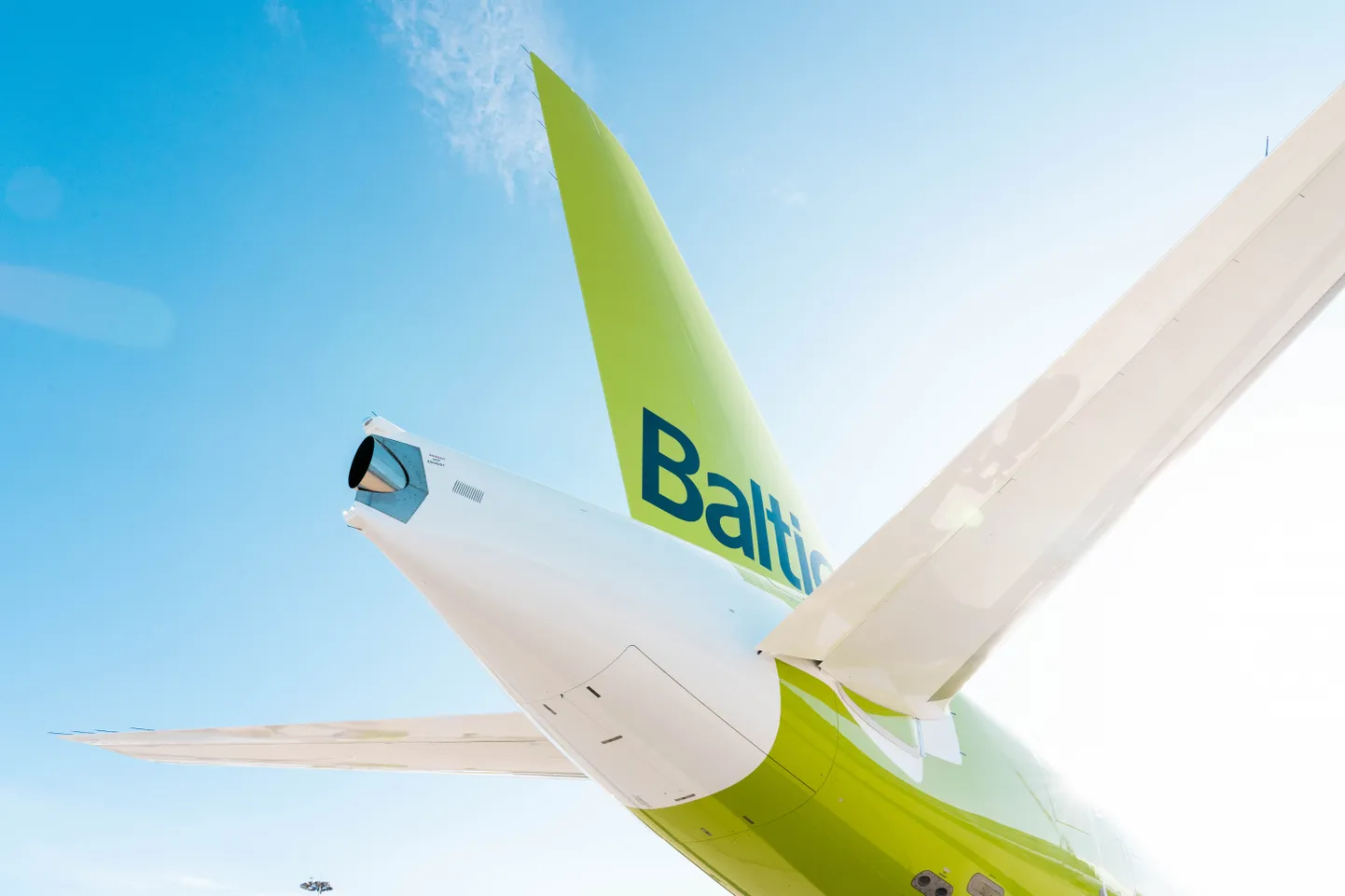 "airBaltic" saņem kārtējo "Airbus" A220-300 lidmašīnu