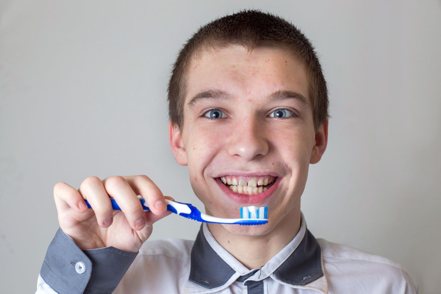 Uus hambapasta peaks päästma hammaste lagunemisest nii lapsed kui täiskasvanud.