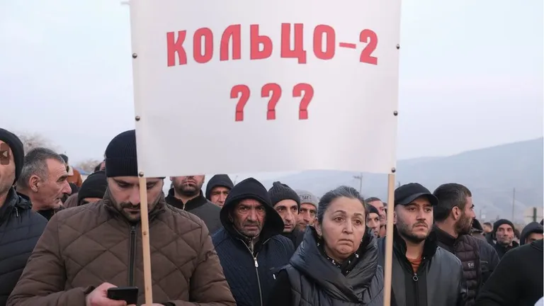 Демонстрация против блокады Карабаха
