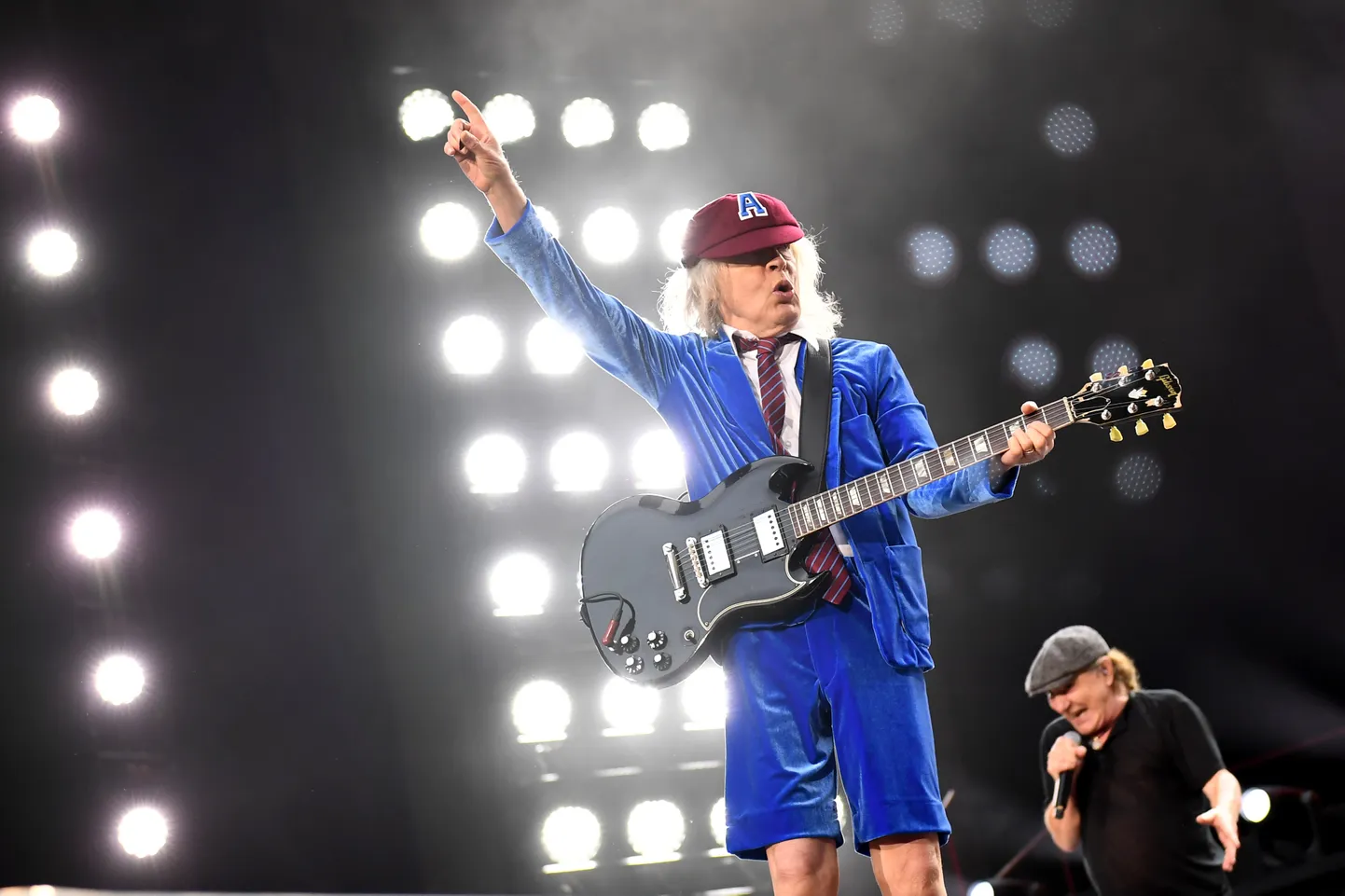 AC/DC