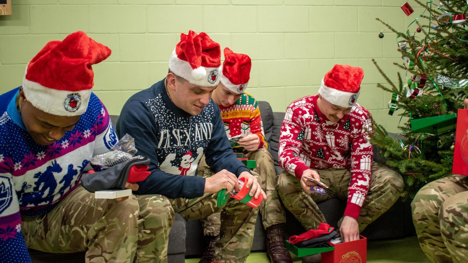 Heategevusaktsioonil “Operation Christmas” kogunenud pakid on jõudnud sõduriteni.