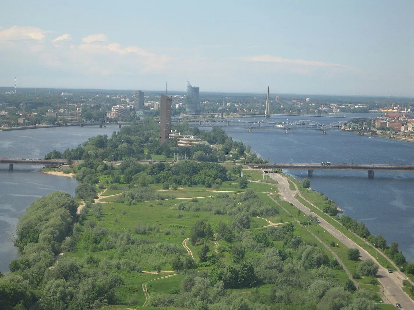 Zaķusala saar Daugava jõel, kus asub ka Läti Televisioon.