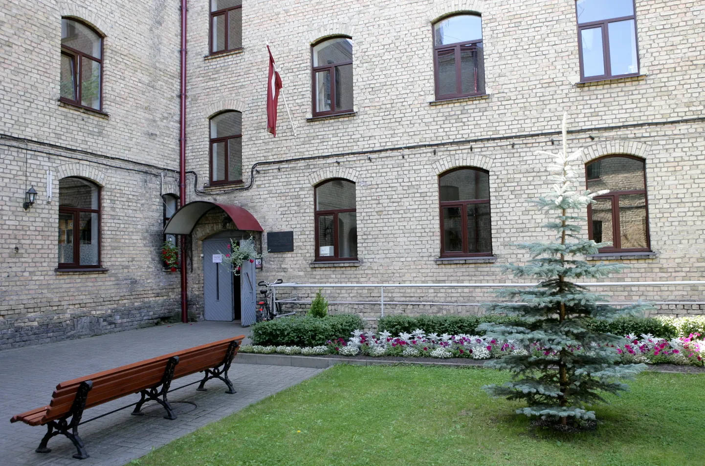 Latvijas Kultūras akadēmija Ludzas ielā.