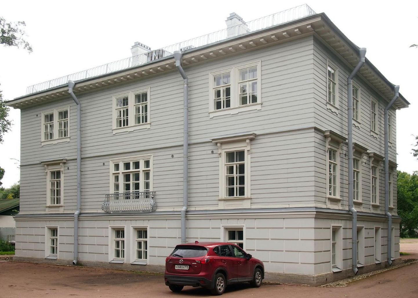 Sellises majas Jelagini saare pargikompleksis elas 19. sajandil oma perega Pärnust pärit aednik Johann Bueck.