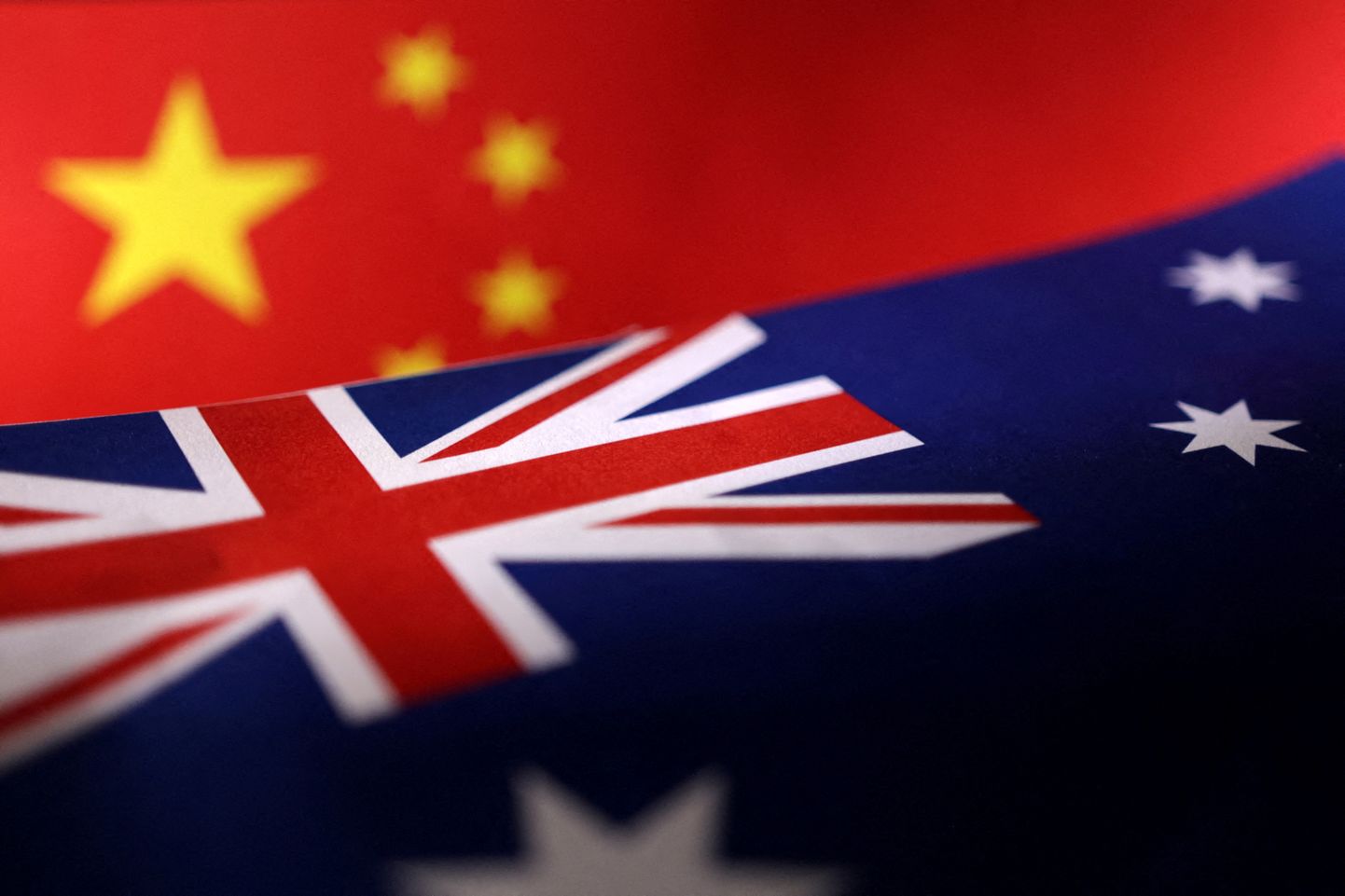Hiina ja Austraalia lipp. Foto on illustratiivne.