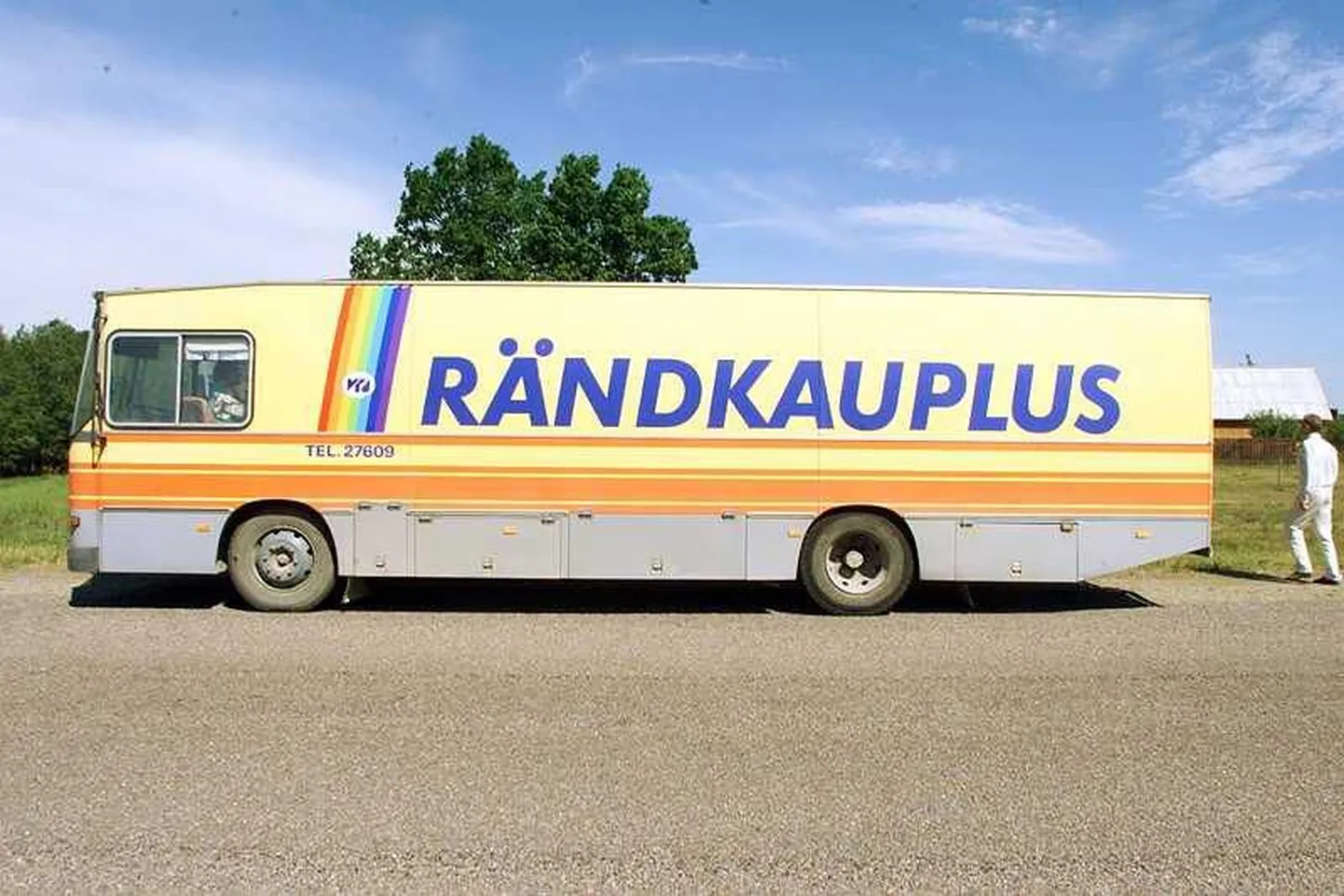 Võru Tarbijate Ühistu rändkaupluse ringsõit.
