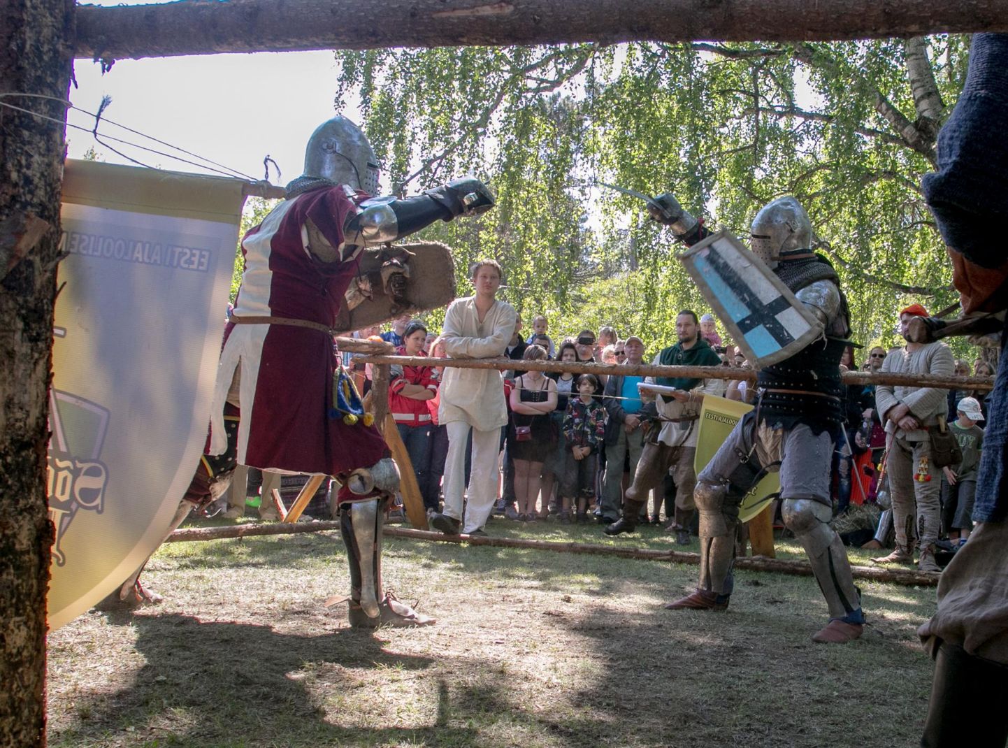 Nädalavahetusel Pärnus toimuvatel hansapäevadel ristavad rüütlid turniiril mõõgad.