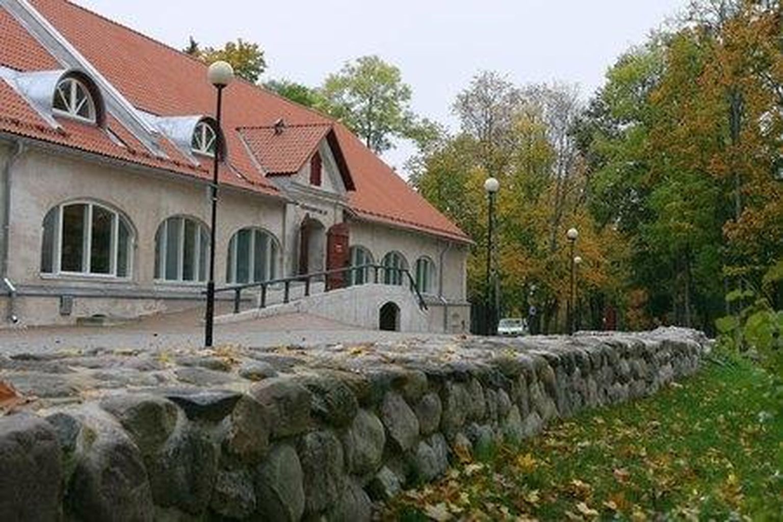 Suurima tegevustoetuse, 45 000 eurot sai Viljandi linnalt järgmiseks aastaks Eesti pärimusmuusika keskus.
