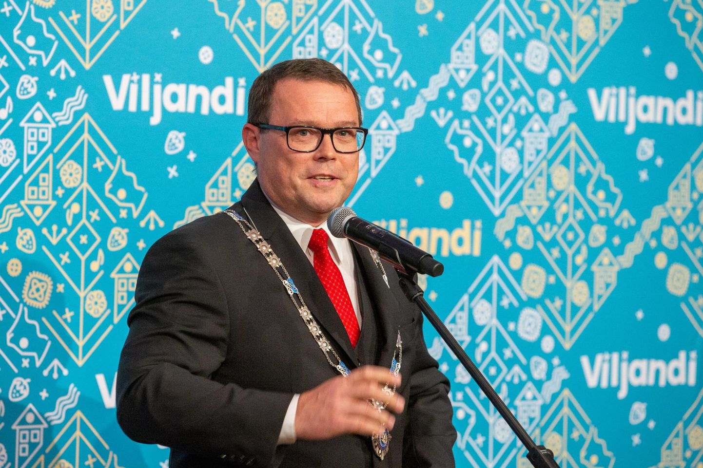 VIljandi linnapea Madis Timpson uute linnakodanike vastuvõtul Sakala keskuses, juulis 2020. aastal.