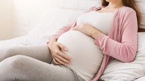 OOTAMATUD RASEDUSED ⟩ Neiu jäi rasedaks kõhtu saadud noahaavade tõttu