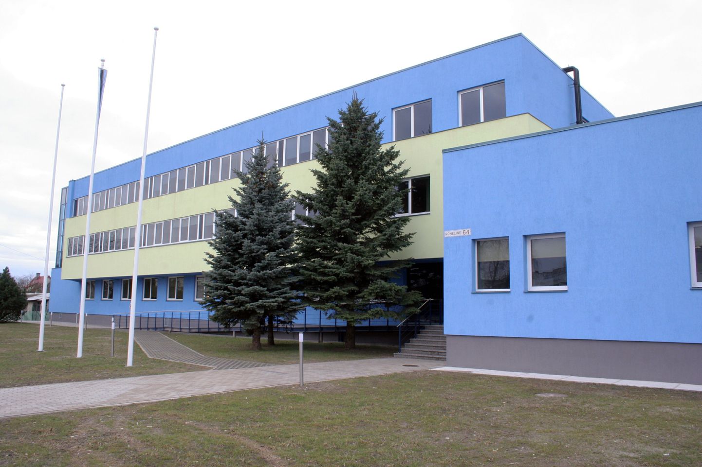 Keskkonnaameti Pärnu regiooni kontor asub Pärnus Roheline 64.