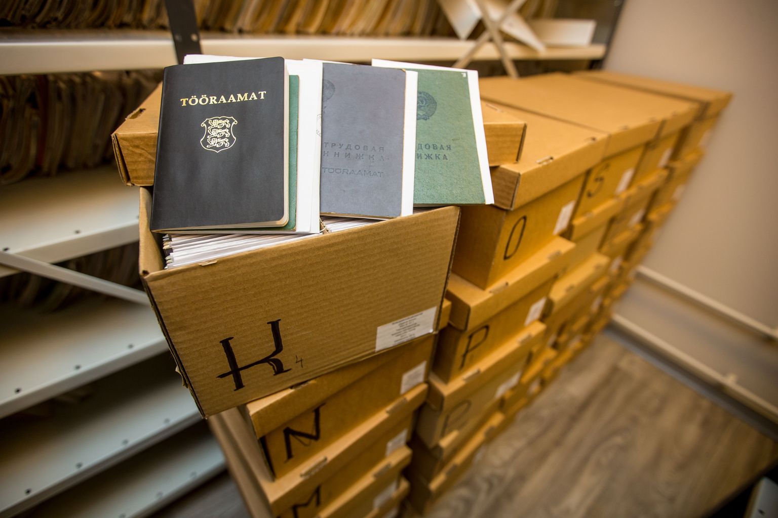 Jõgeva arhiivi kogutud tööraamatud toodi Tallinnasse, kus on pädevad ametnikud nende analüüsimiseks.