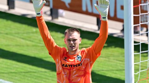 Werderis valitseb korralik segadus, aga peatreener andis Karl Jakob Heina staatuse osas ausõna