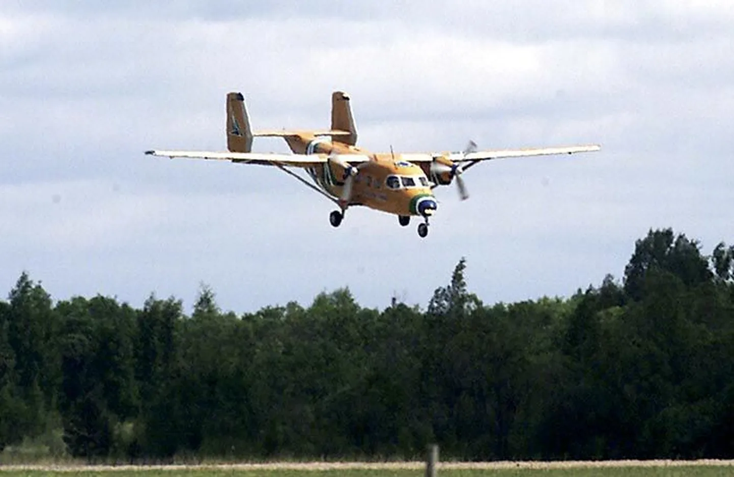 Air Livonia on teenindanud Kihnut kümme aastat. See, kas eeloleval talvel firmavärvides õhusõiduk An-28 Pärnust taas saare olematule lennuväljale maandub, oleneb firma omaniku ja maavalitsuse kompromissi leidmise oskusest.