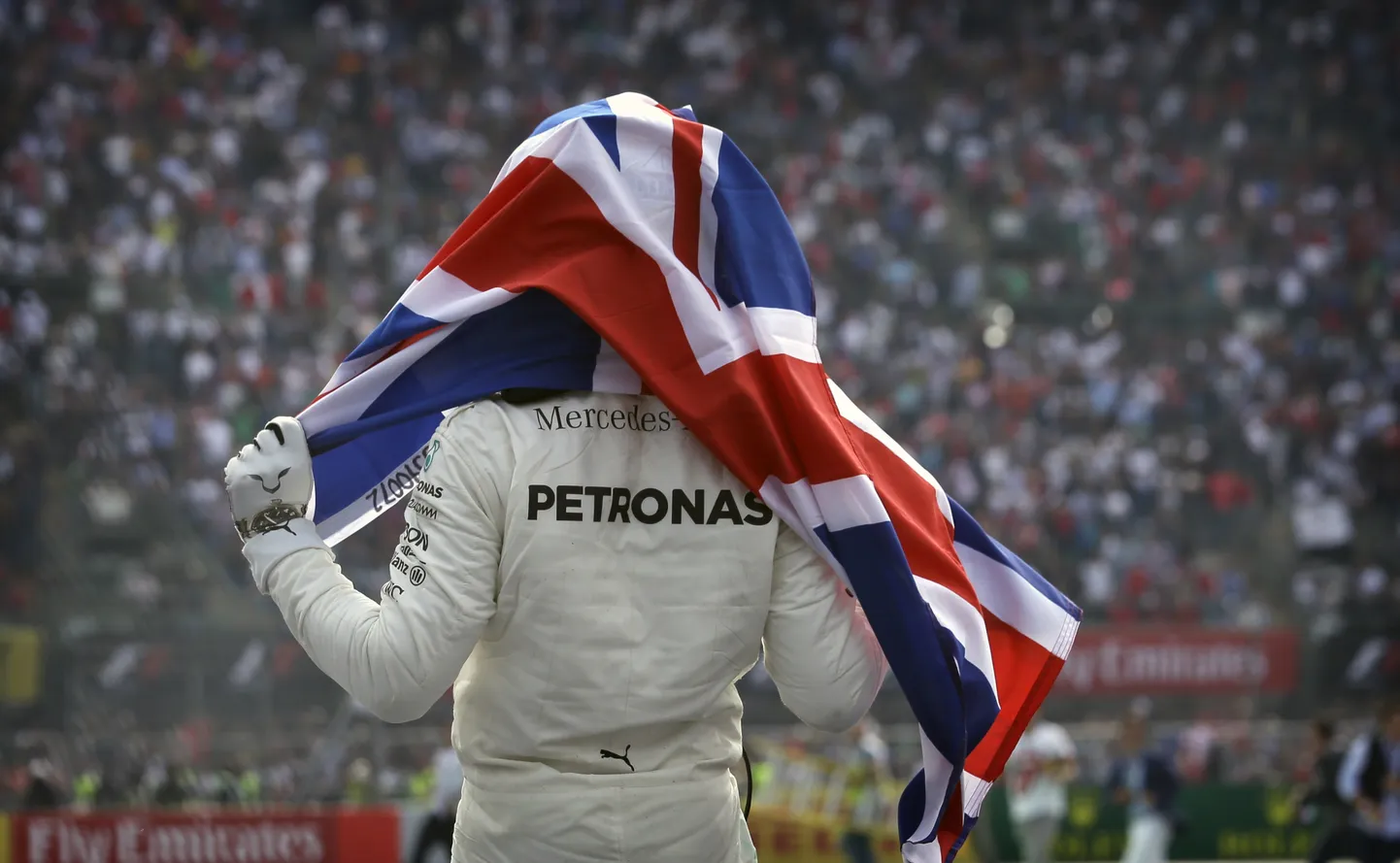 Neljakordne maailmameister Lewis Hamilton   teenis ka tiimipealike tunnustuse.
