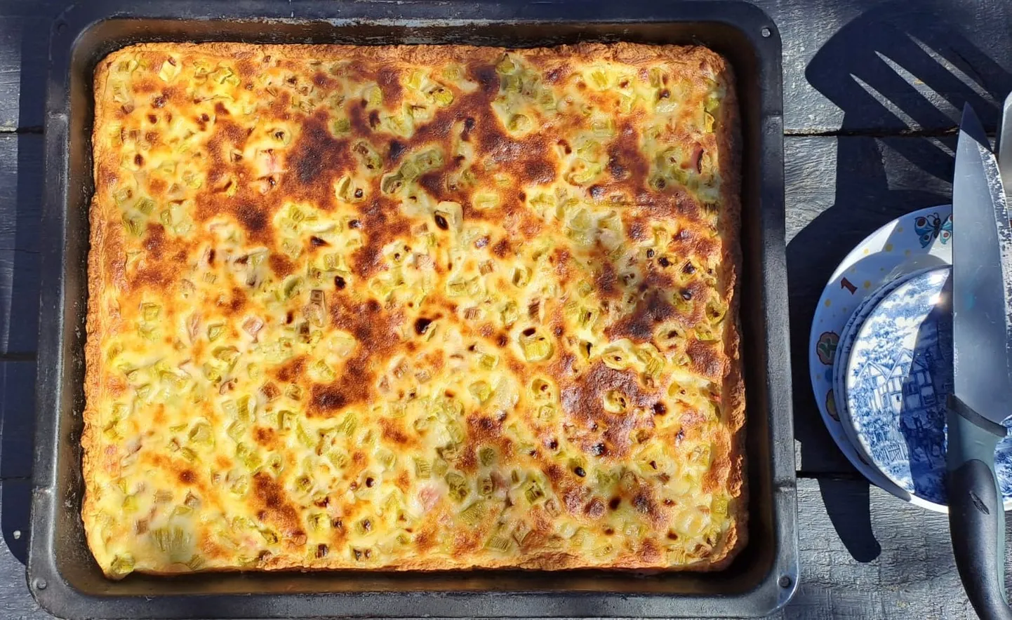 Supergardā rabarberu plātsmaize