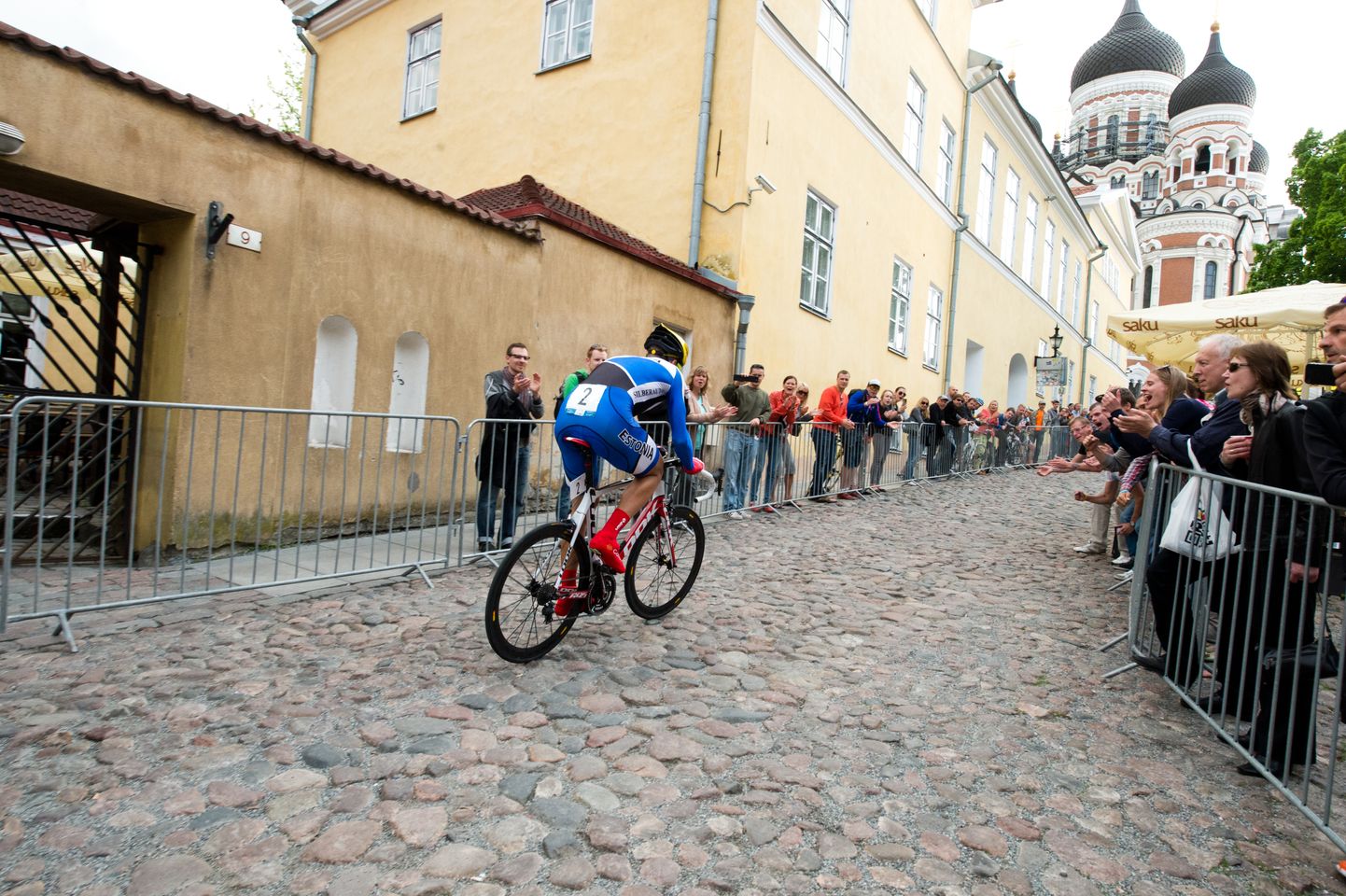 Gert Jõeäär krooniti 2013. aastal toimunud esimese Tour of Estonia võitjaks. Ka teised Eestisse jäänud võidud on tulnud paaritutel aastatel (2015 ja 2017).