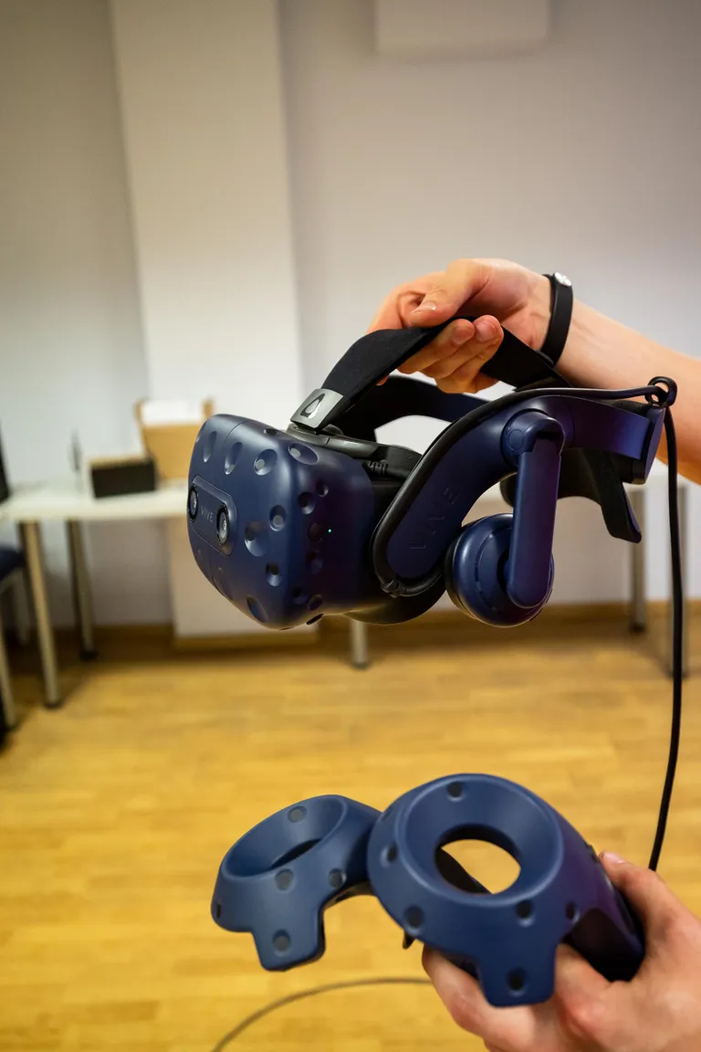 Vive Pro virtuaalrealsuse seade. FOTO: EERO VABAMÄGI/EESTI MEEDIA