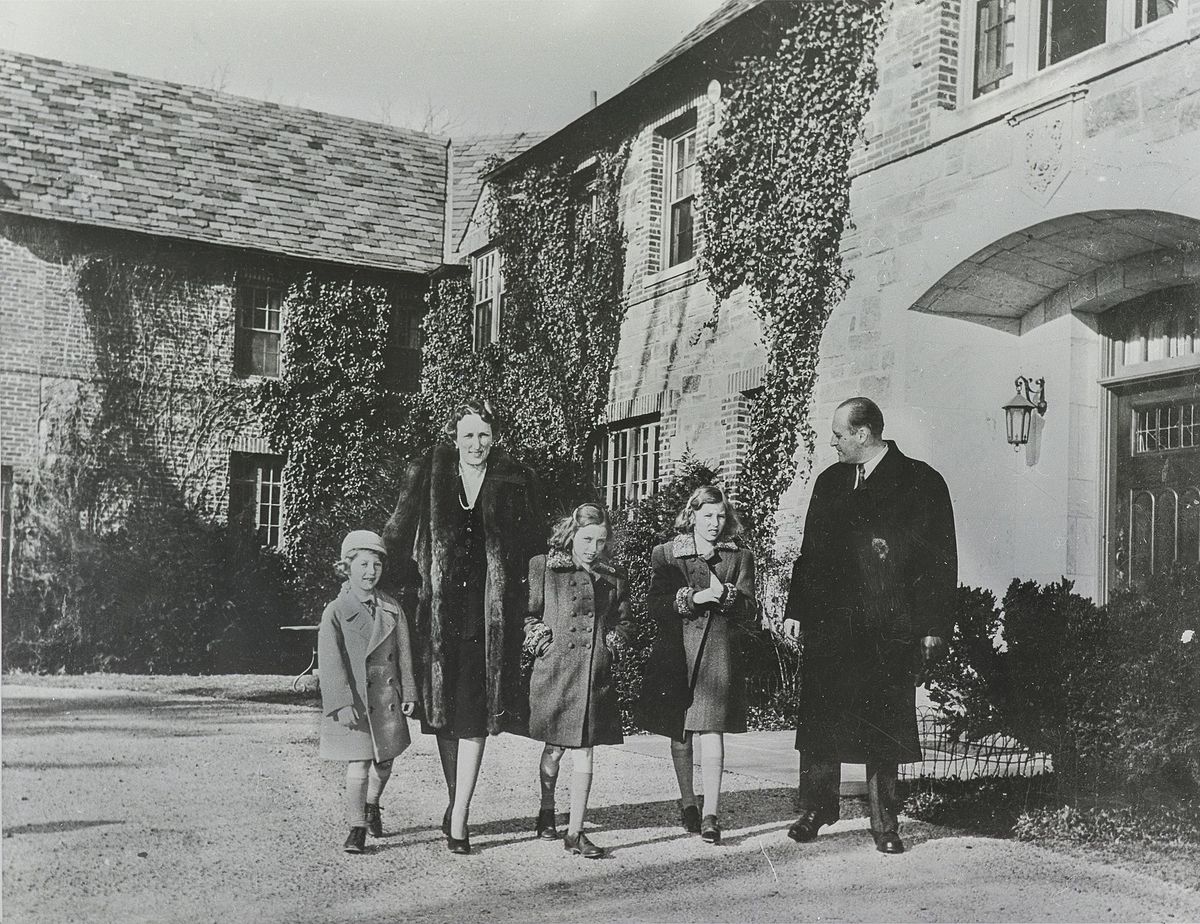 Olav ja Märtha perega eksiilis 1942. aastal