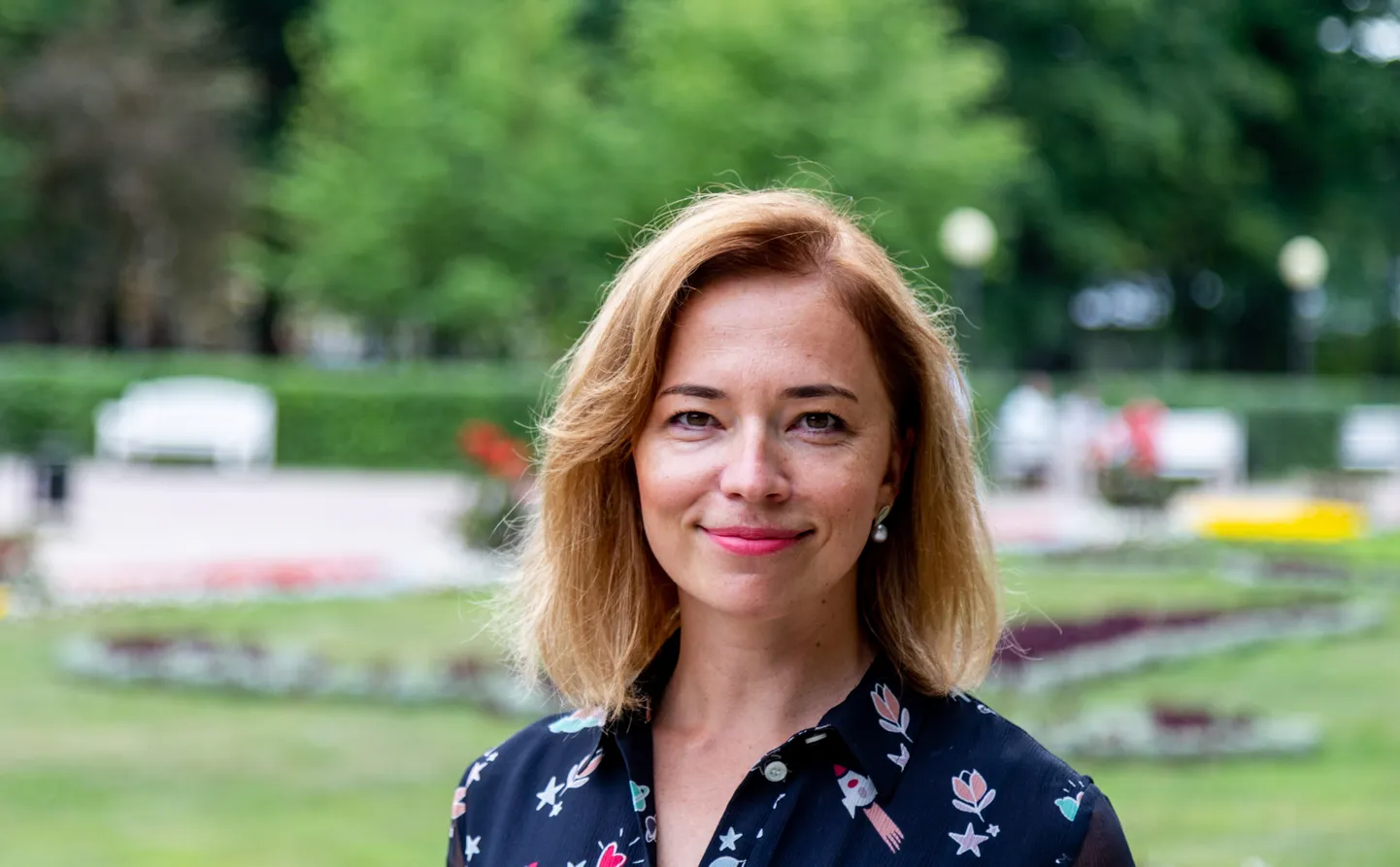 Liina Kersna osundusel on väljas juba kaunis kevad, mis annab hea võimaluse minna õue ja nautida tegevusi vabas õhus.