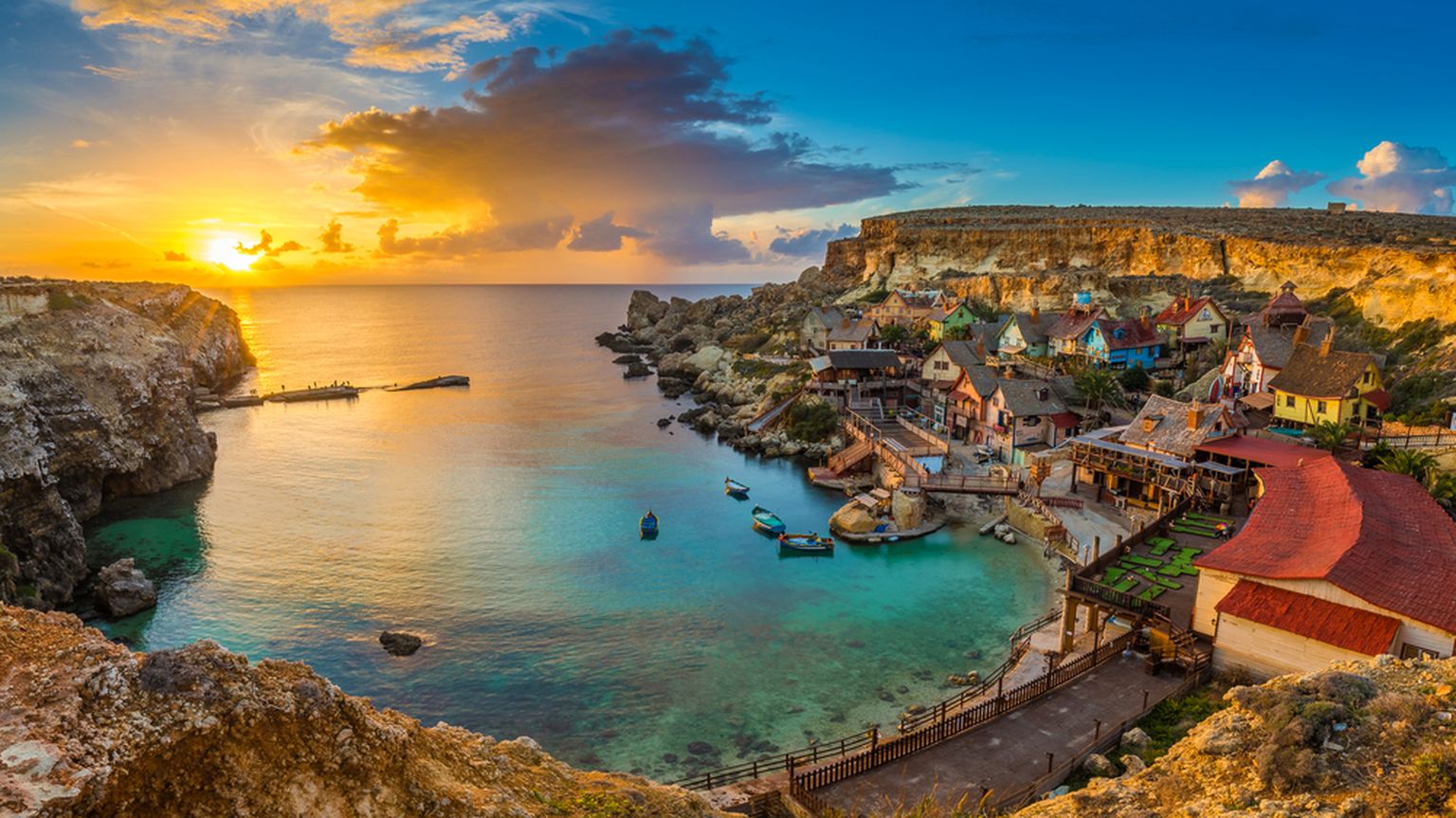 Päikeseloojang Maltal.