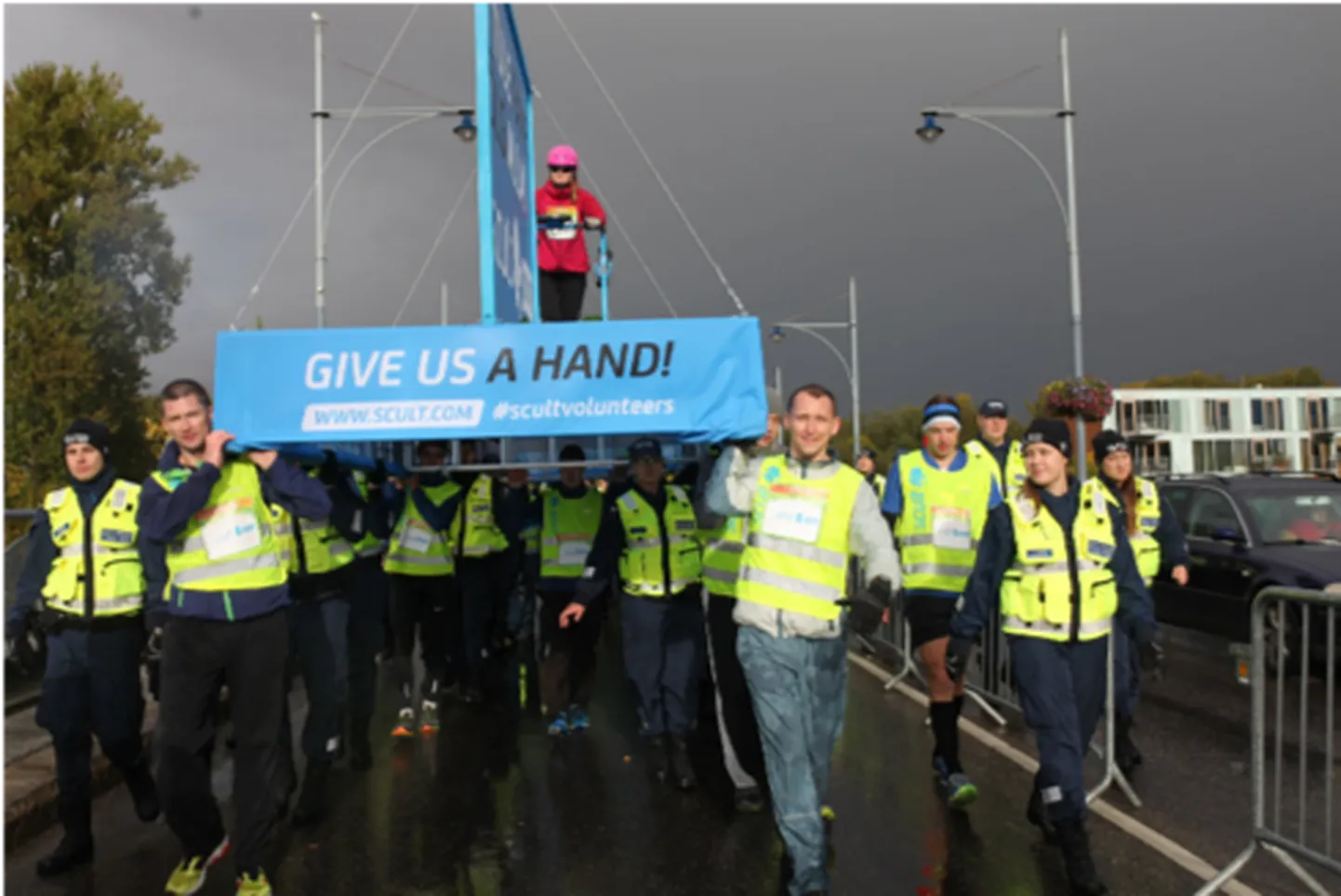 Vabatahtlikud panid Tartu Maratonil õla alla