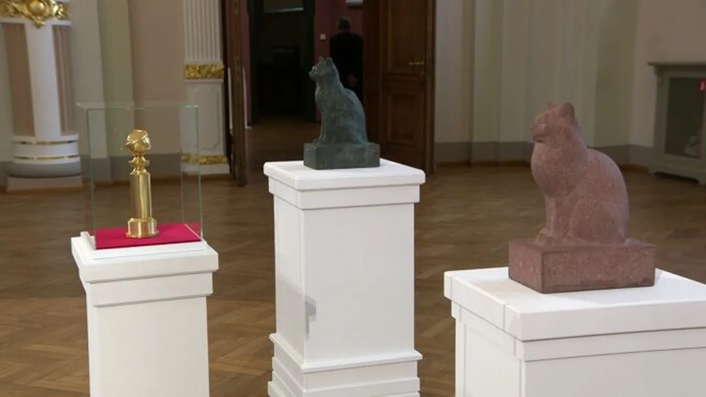 "Ko tādu laikam neredzēšu vairāk.” Cilvēki steidz aplūkot "Zelta globusu" LNMM
