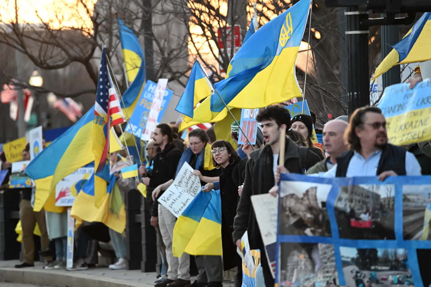 Ukraina toetajad avaldavad teisipäeval meelt Washingtonis.