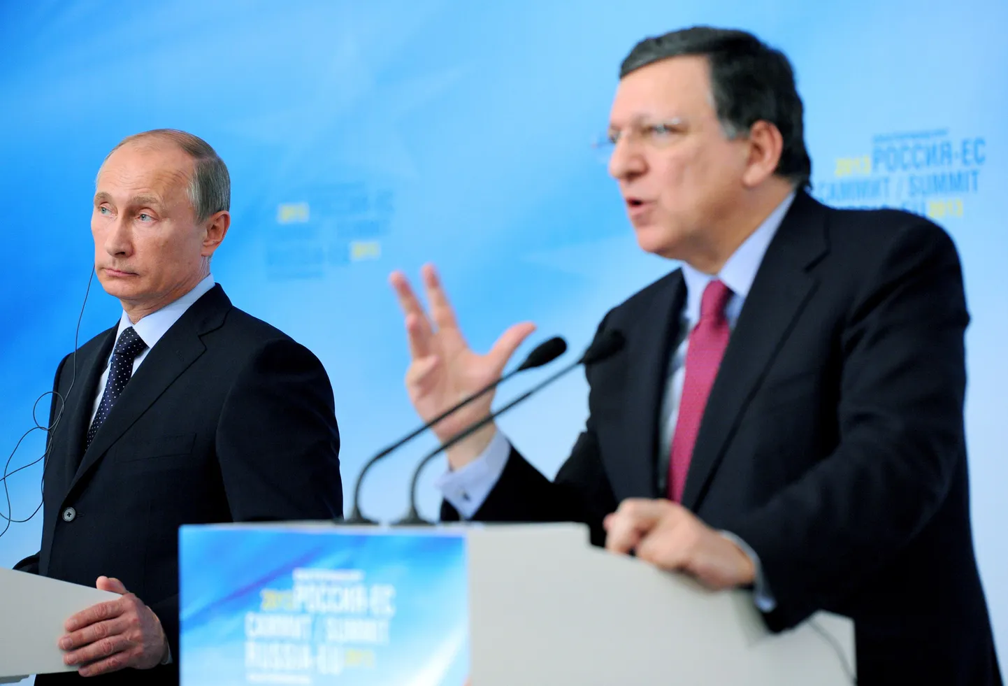 Euroopa komisjoni president Jose Manuel Barroso ja Venemaa president Vladimir Putin tänasel pressikoverentsil Jekaterinburgis.