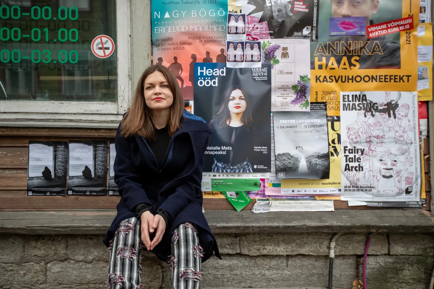 Sotside öölinnapea kandidaadi Natalie Metsa valimisplakat sarnaneb rohkem kontserdikuulutusega.